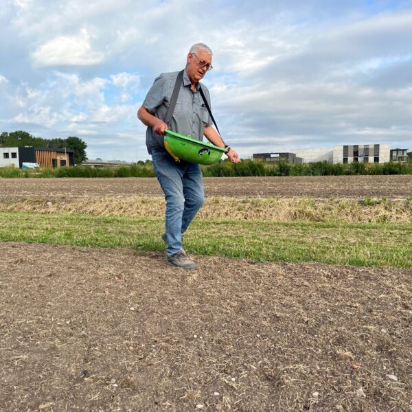 Aart den Hollander BV. sät alle Wildblumen, Feldränder und Wildmischungen von Ten Have Seeds.